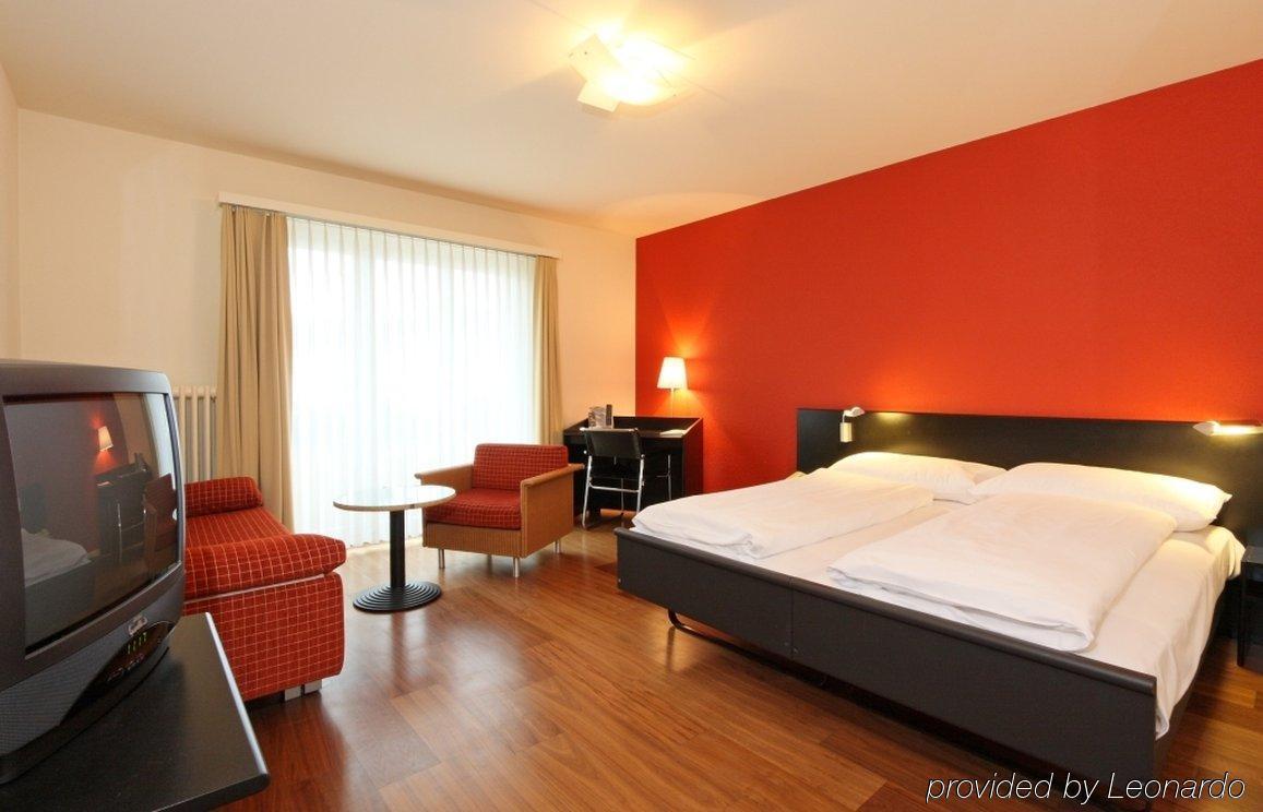 Ibis Styles Bern City Szoba fotó